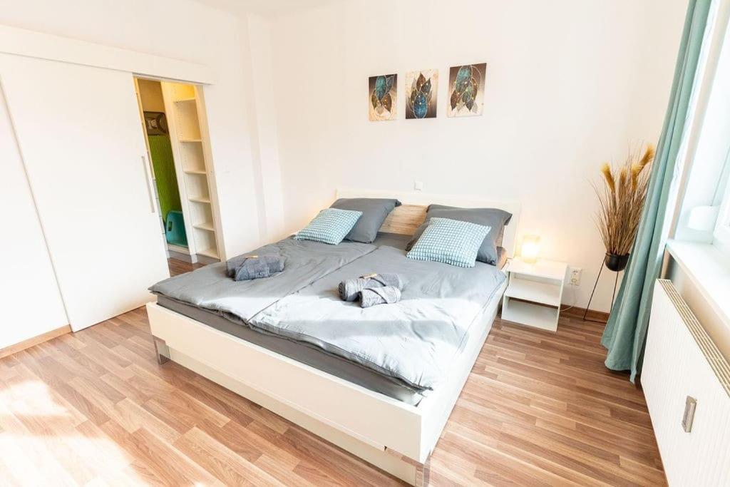 Gemuetliche Wohnung Im Trendviertel Lend Graz Esterno foto